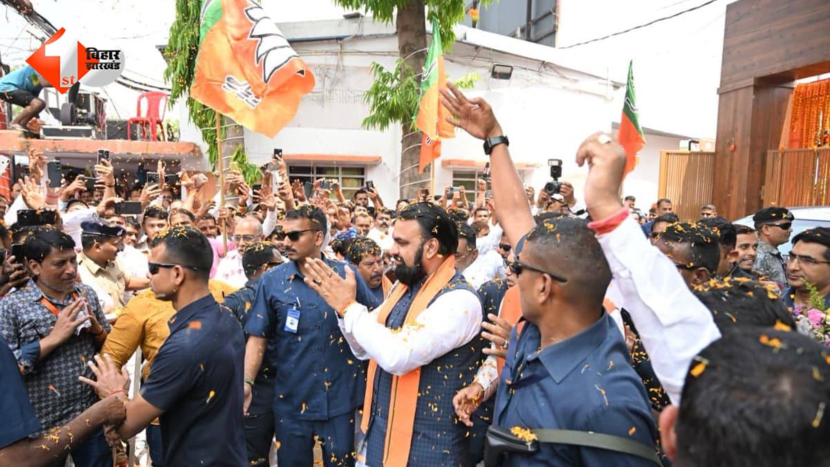 CM बनने के बाद सम्राट चौधरी का पहला दिल्ली दौरा, पीएम मोदी और अमित शाह से करेंगे मुलाकात; कैबिनेट विस्तार पर लग सकती है मुहर