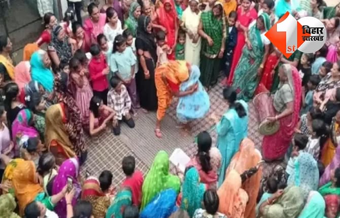 घूंघट में सास-बहुओं का दंगल! यहां 500 साल पुरानी महिला कुश्ती परंपरा आज भी कायम