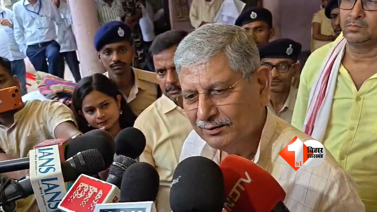‘मुंगेरी लाल के हसीन सपने देख रहे प्रशांत किशोर’, वोट डालने के बाद बोले ललन सिंह, कहा- PK चुनौती नहीं