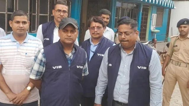 Bihar News: डेढ़ बीघा जमीन, फ्लैट और लाखों के जेवर… बिहार के इंजीनियर की संपत्ति देख निगरानी टीम भी हैरान