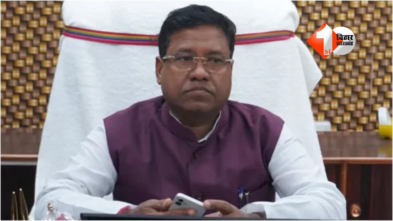 ‘सार्वजनिक रूप से माफी मांगे खरगे’, कांग्रेस अध्यक्ष के विवादित बयान पर बोले संतोष सुमन