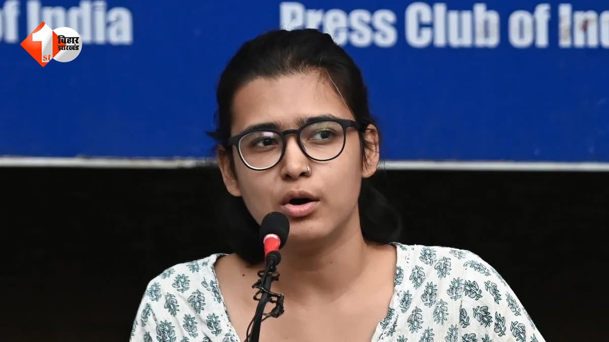 DU से ग्रेजुएशन, JNU से PhD... कितनी पढ़ी-लिखी हैं नेहा बोरा? जानें उनकी पढ़ाई से लेकर छात्र राजनीति तक का सफर