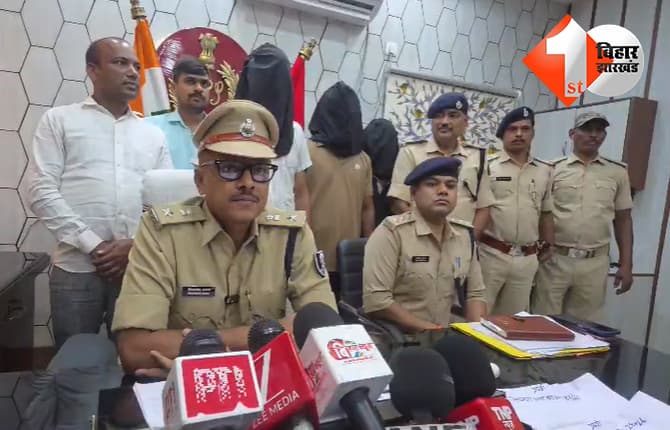 जमुई में मिनी गन फैक्ट्री का खुलासा, तीन गिरफ्तार, कारतूस और हथियार बनाने के उपकरण बरामद