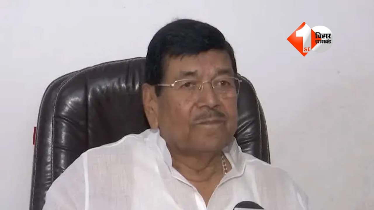 सांसद दिनेश चंद्र यादव के खिलाफ फेसबुक पर आपत्तिजनक पोस्ट, साइबर थाना में FIR दर्ज